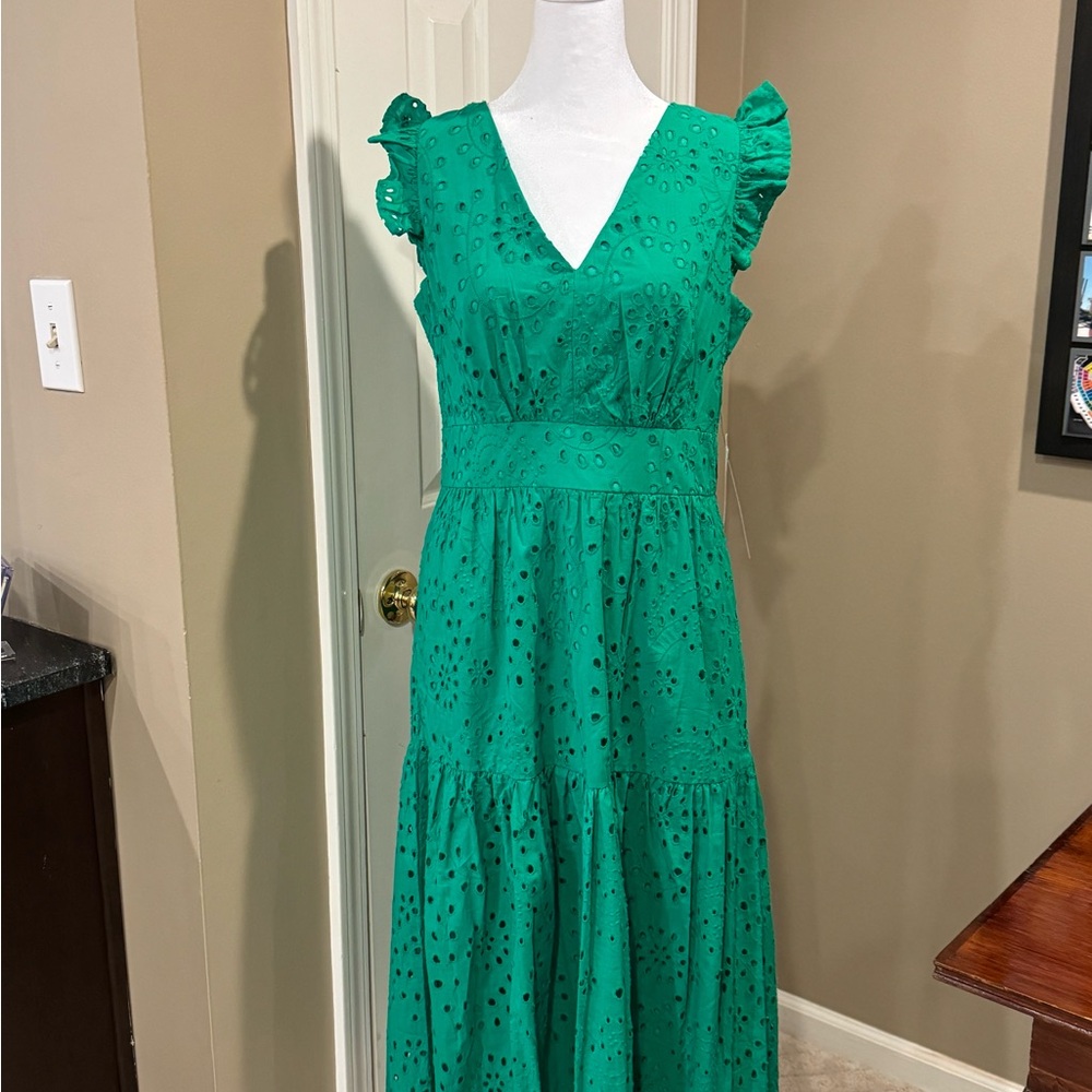 Maggy London, size 8. Kelly Green eyelet sleeveless maxi dress. NWT